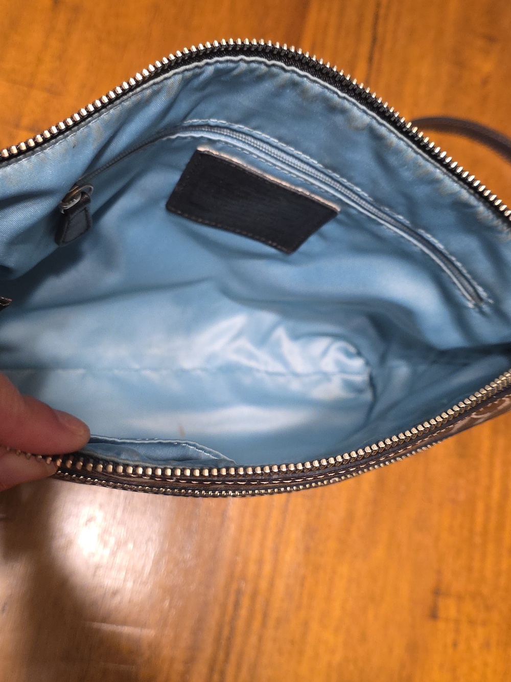 Coach Chelsea Signature crossbody bag F17120 - Picture 13 of 16